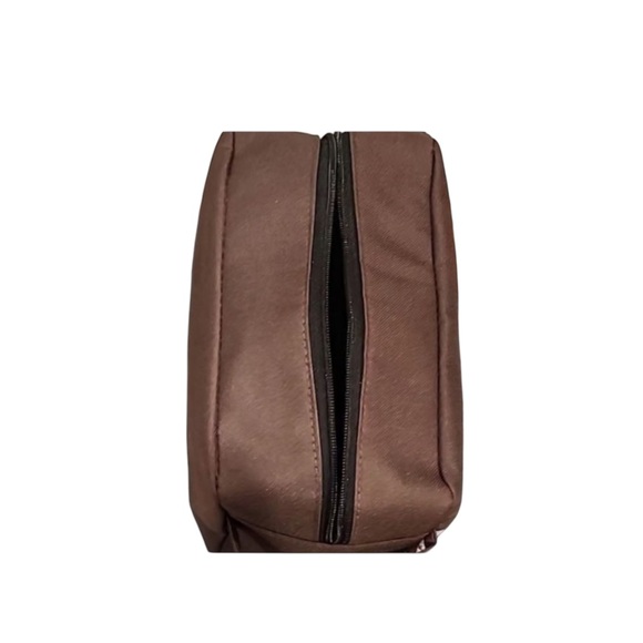 Avalanche Men’s Toiletries Kit - Picture 2 of 3